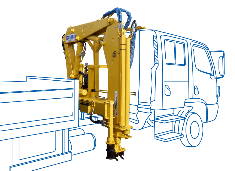 render do guindaste veicular Rodomunk GRM 7.500 (amarelo), munck para 7 toneladas, instalado atrás da cabine de um caminhão (contorno azul), com coluna vertical, conjunto dobrado/recolhido, mangueiras hidráulicas aparentes e base de fixação no chassi ao lado da carroceria.